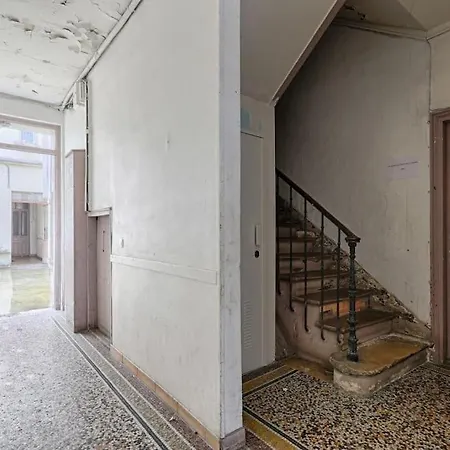 Barbes Buttes Chaumont Cosy Studio 2p * Paris
